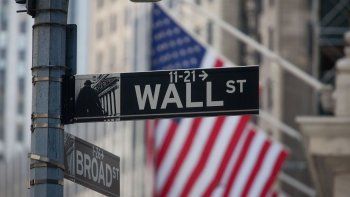 Guzmán y Manzur presionados por los fondos en Wall Street Guzmán y Manzur presionados por los fondos en Wall Street