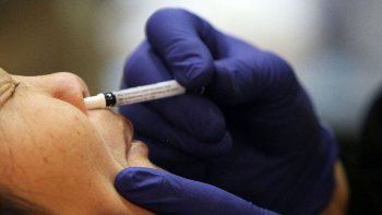 Aprueban la primera vacuna COVID sin agujas: ¿Cómo funciona?