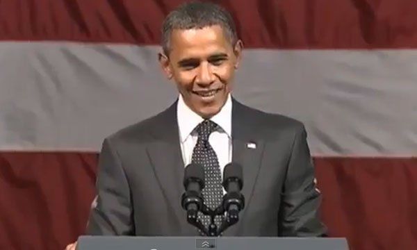 Barack Obama fue increpado por un hombre en pleno discurso. (Captura TV)