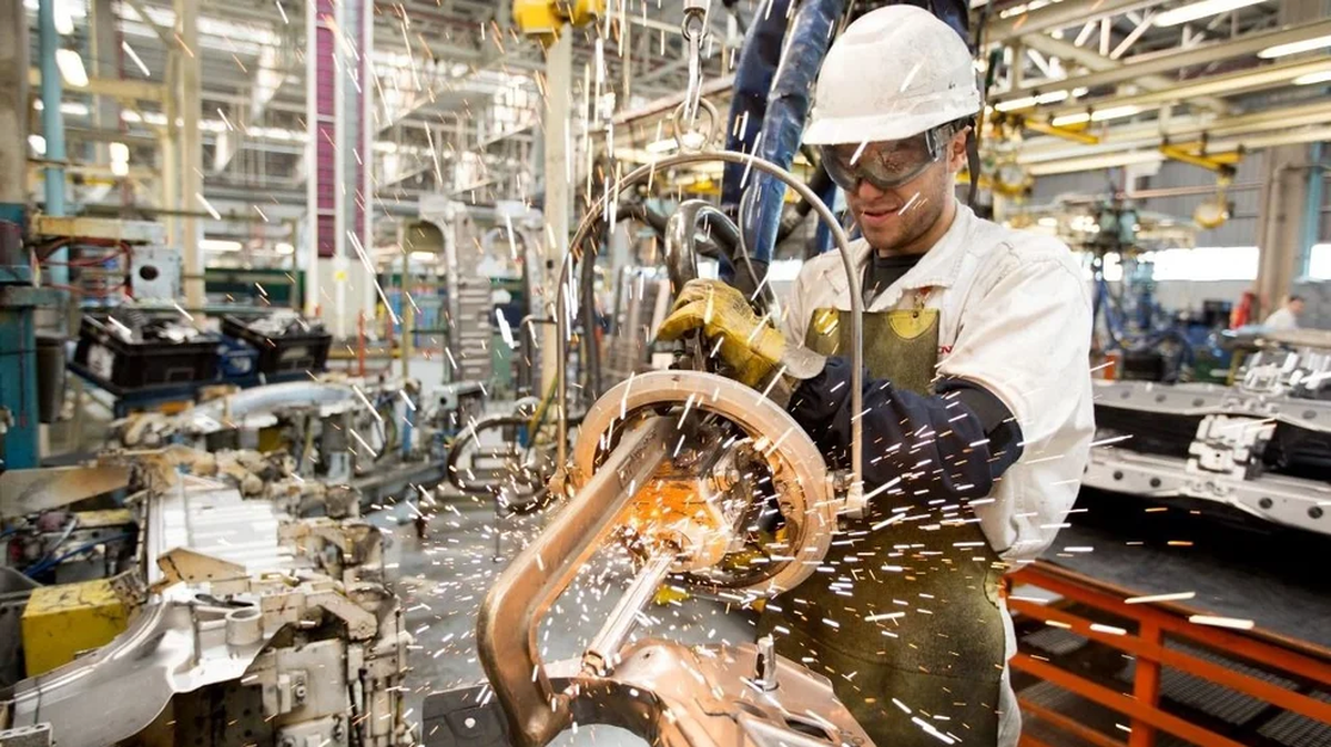 Desplome en la actividad industrial. Desplome en la actividad industrial. 