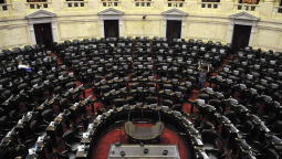 altText(Hay 2 casos positivos de coronavirus en el Congreso pero habrá guardias mínimas)}