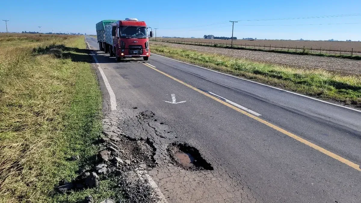 Críticas por el estado de las rutas nacionales Críticas por el estado de las rutas nacionales