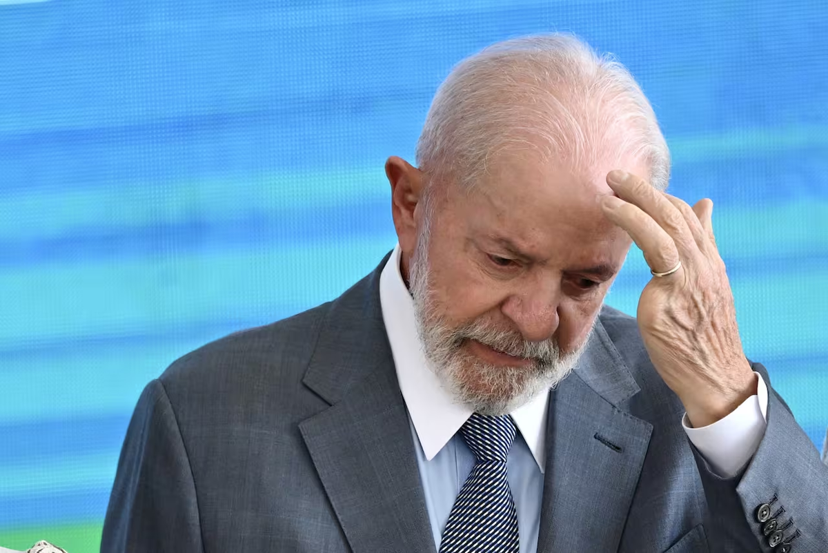 Lula da Silva, presidente de Brasil. Lula da Silva, presidente de Brasil.