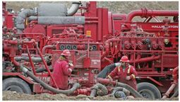 El Sindicato del Petróleo y Gas Privado de Río Negro, Neuquén y La Pampa activó un paro de actividades contra Halliburton﻿ en Vaca Muerta.