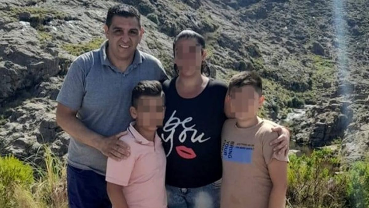 Así era la familia de César que sicarios rompieron. Así era la familia de César que sicarios rompieron. 
