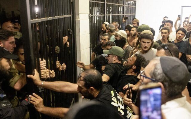 Al borde al anarquía, alertan en Israel.