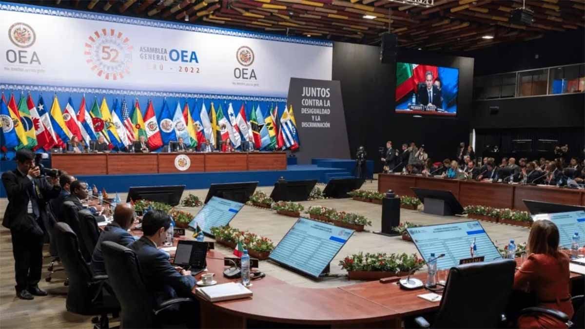 Resolución de la OEA y pedido a Nicolás Maduro
