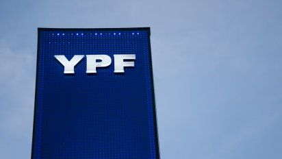 Sangra la acción de YPF (-6%) tras el fallo de Loretta Preska