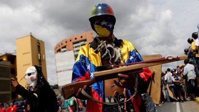 El día D: Venezuela indescifrable en la guerra Guaidó vs. Maduro