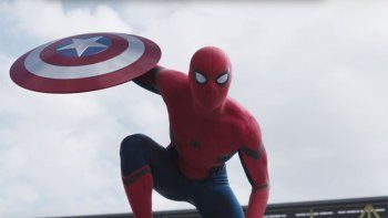 ¡al fin!: spiderman irrumpe en civil war ¡al fin!: spiderman irrumpe en civil war