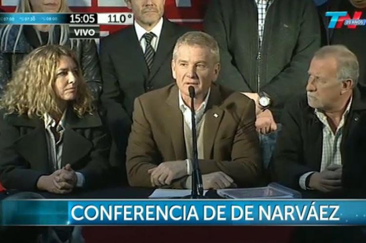 Francisco De Narváez confirmó que continúa en carrera electoral.