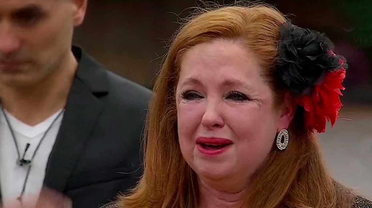 Andrea del Boca volvió a Gran Hermano para oficiar bodas, pero un supuesto comentario sobre Sol Abraham reavivó las críticas sobre sus supuestos privilegios. Foto: X Andrea del Boca volvió a Gran Hermano para oficiar bodas, pero un supuesto comentario sobre Sol Abraham reavivó las críticas sobre sus supuestos privilegios. Foto: X