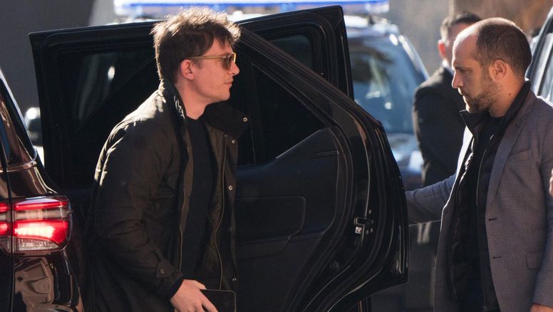 Salud militar en crisis y poder en disputa: La reunión privada entre Santiago Caputo y el ministro de Defensa