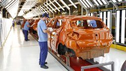 Renautl y una alianza con Geely, de China, en Brasil. Renautl y una alianza con Geely, de China, en Brasil.