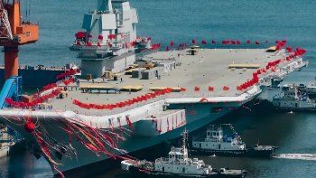 Tensión global: China prepara una masiva flota de portaaviones para dominar la década