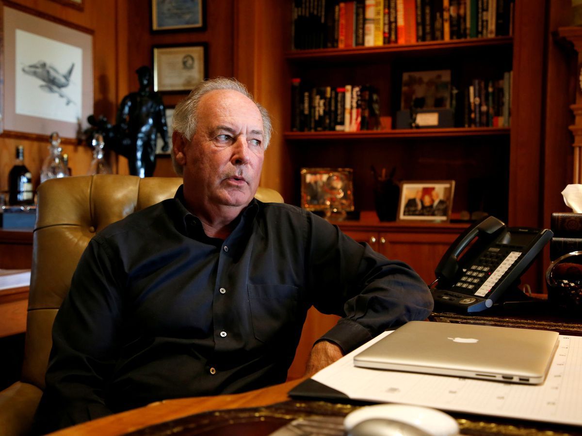 Harry Sargeant III se pasó de la raya. Chevron y Repsol no.