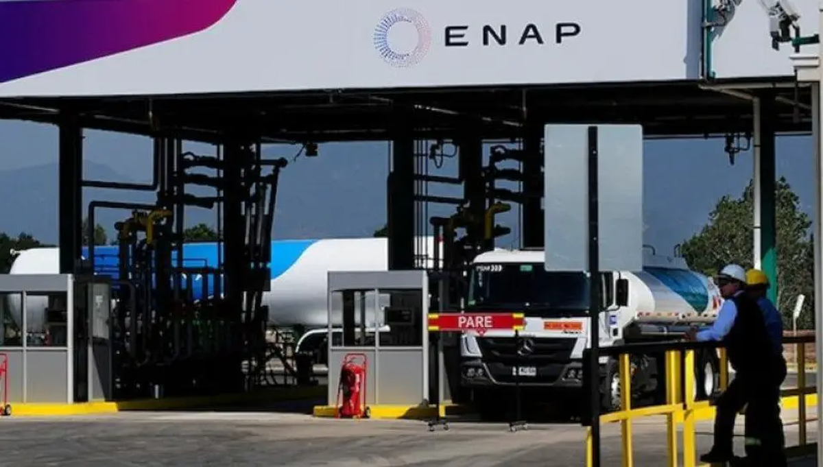Enap concreta la venta de activos en Argentina, pero no se va... Enap concreta la venta de activos en Argentina, pero no se va...