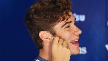 El asombroso homenaje que le hicieron a Franco Colapinto en Las Grutas. (Foto: Instagram @francolapinto) El asombroso homenaje que le hicieron a Franco Colapinto en Las Grutas. (Foto: Instagram @francolapinto)