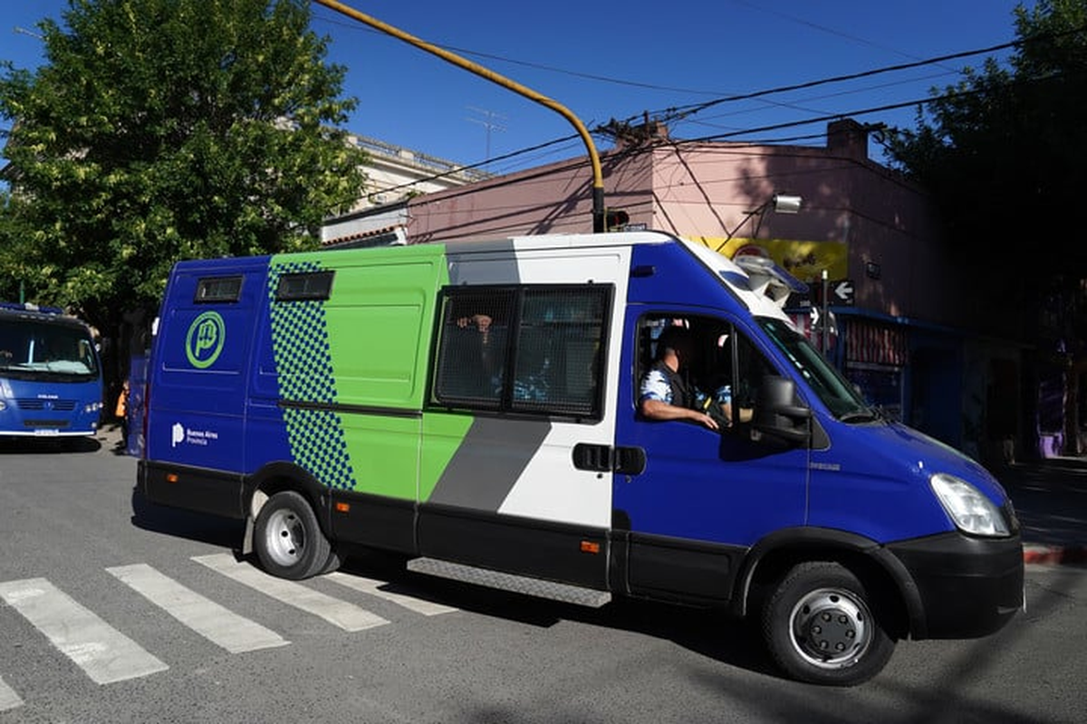 El traslado de los rugbiers acusados a los tribunales de Dolores.