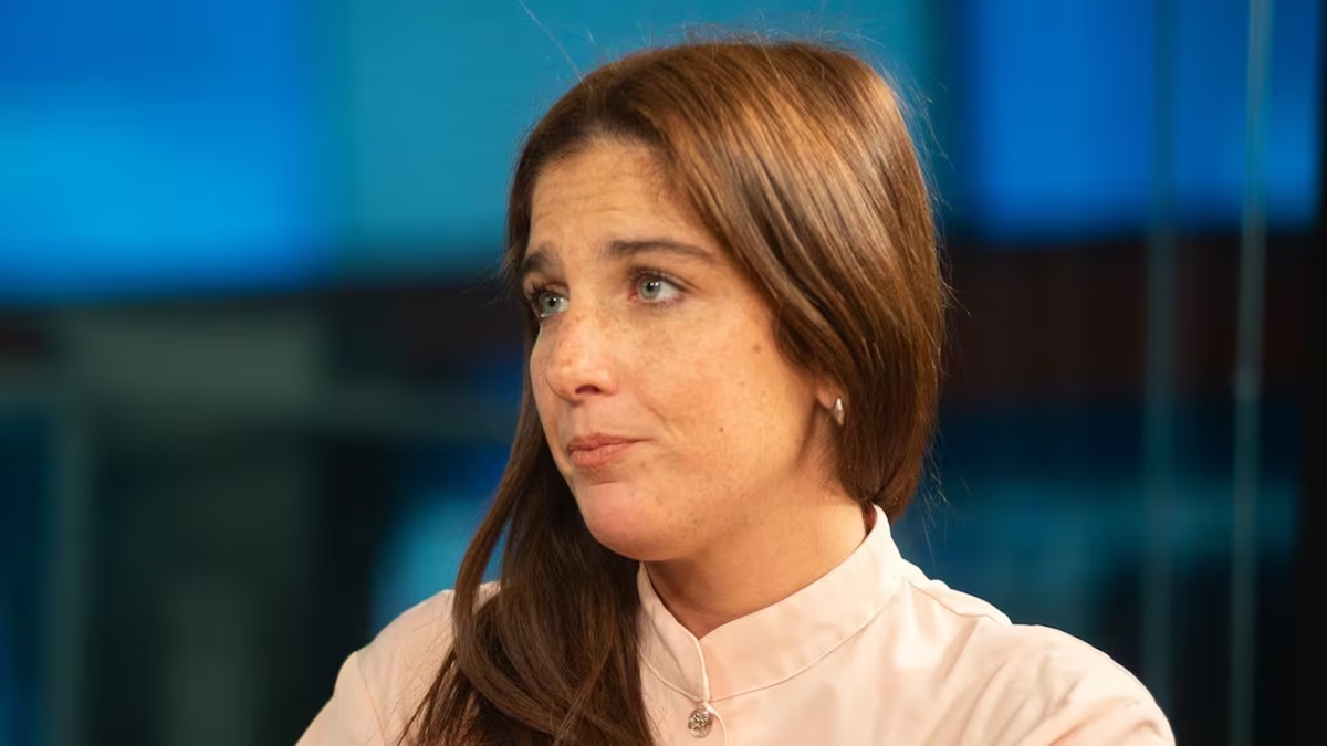 La actriz habló de los cambios físicos del embarazo y cómo afectan su imagen y bienestar. También reflexionó sobre la presión social sobre el cuerpo femenino y la maternidad. La actriz habló de los cambios físicos del embarazo y cómo afectan su imagen y bienestar. También reflexionó sobre la presión social sobre el cuerpo femenino y la maternidad.