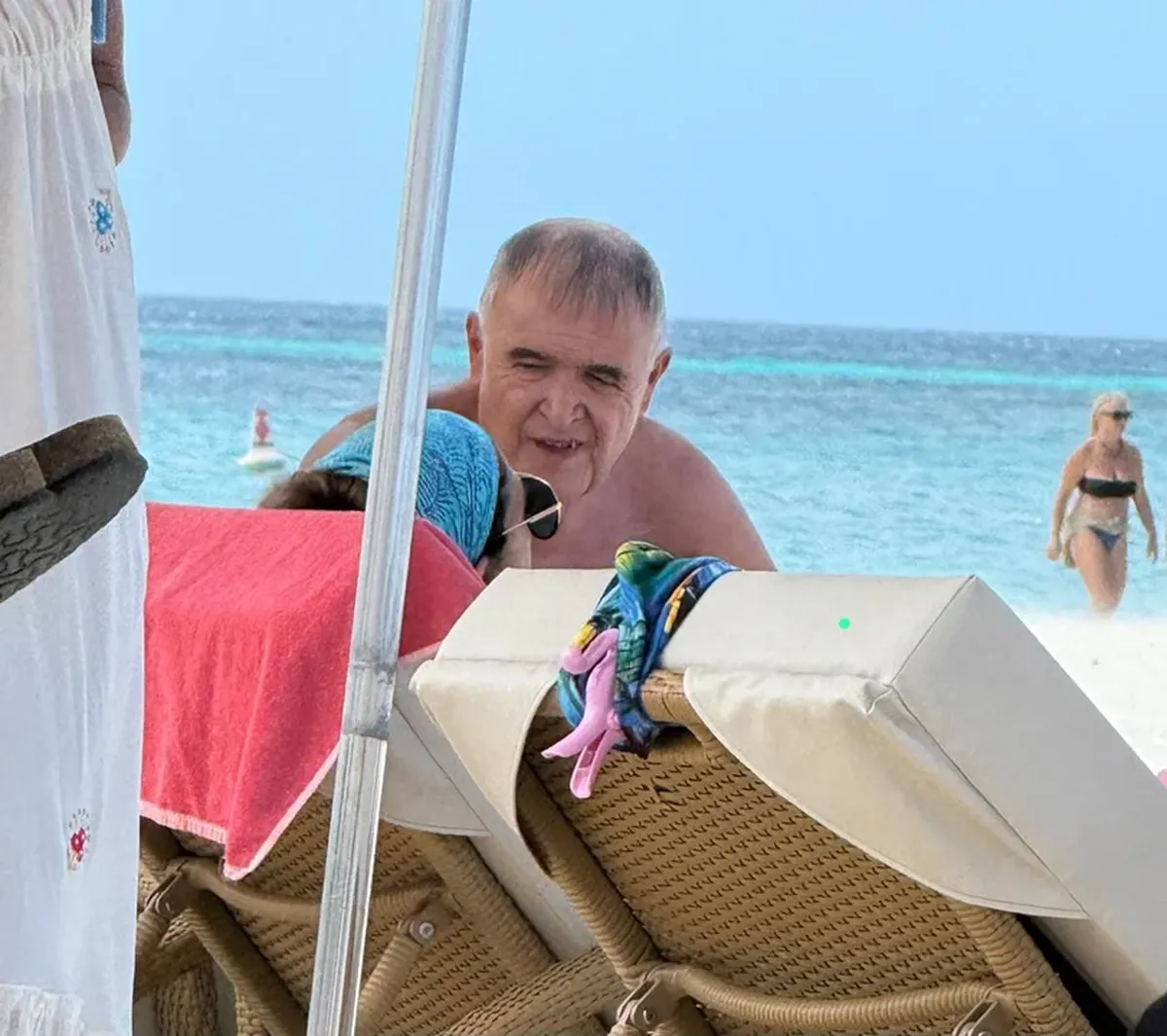 Osvaldo Jaldo con las manos en la masa. Osvaldo Jaldo con las manos en la masa.