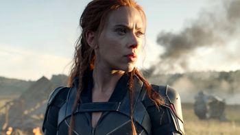Scarlett Johansson en Black Widow. Scarlett Johansson en Black Widow.