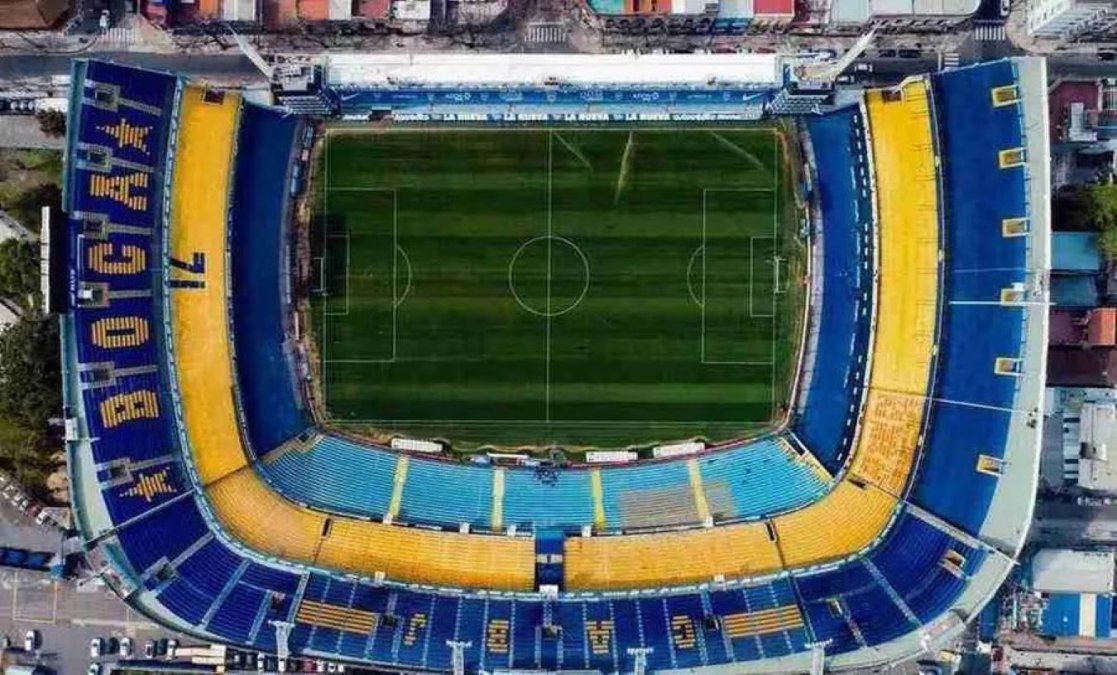 Kompany reconoció a Boca por su hinchada Kompany reconoció a Boca por su hinchada