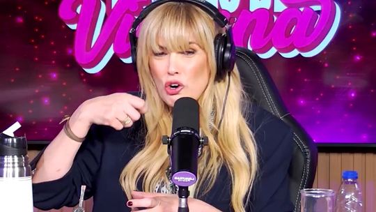 Quedó con la sangre en el ojo: Viviana Canosa destacó la importancia de no prender la tele. Quedó con la sangre en el ojo: Viviana Canosa destacó la importancia de no prender la tele.