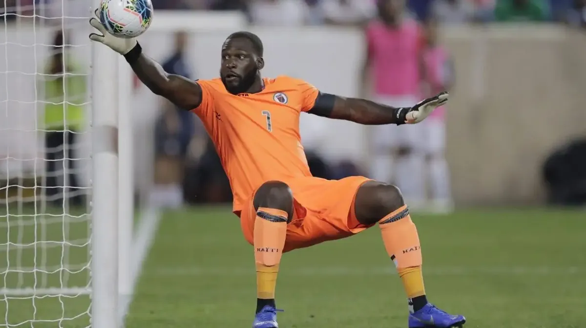 Johny Placide. Johny Placide.
