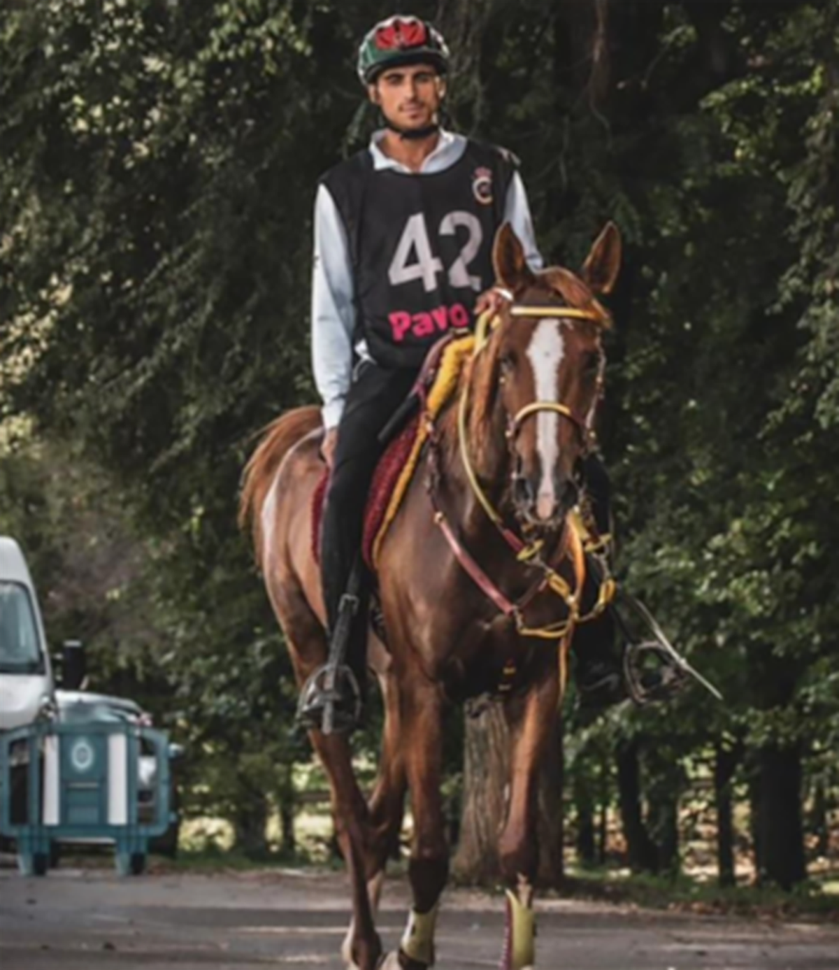 Yair, el jinete marplatense que vivìa en Francia y murió en Mar Chiquita Yair, el jinete marplatense que vivìa en Francia y murió en Mar Chiquita
