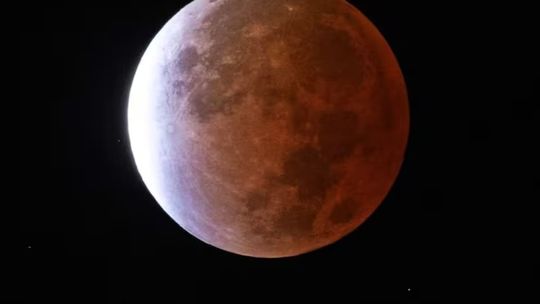 La Luna de sangre se podrá ver en Argentina sin necesidad de equipos especiales.