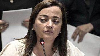 La flamante presidenta de Diputados tendrá como desafío a una oposición enudurecida y a un Grabois decepcionado. La flamante presidenta de Diputados tendrá como desafío a una oposición enudurecida y a un Grabois decepcionado.