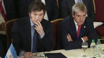 Milei/Caputo: Alerta por un enero cargado de vencimientos