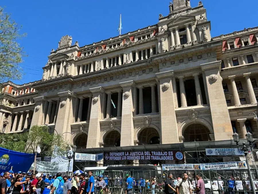 La CGT marchó a Tribunales para pedir la inconstitucionalidad de la reforma laboral.&nbsp;