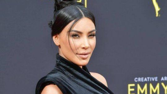 Kim Kardashian dijo que le diagnosticaron un aneurisma en el cerebro. Kim Kardashian dijo que le diagnosticaron un aneurisma en el cerebro.