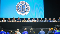 La CGT se fracturó y el Gobierno no piensa perder esa oportunidad. La CGT se fracturó y el Gobierno no piensa perder esa oportunidad.