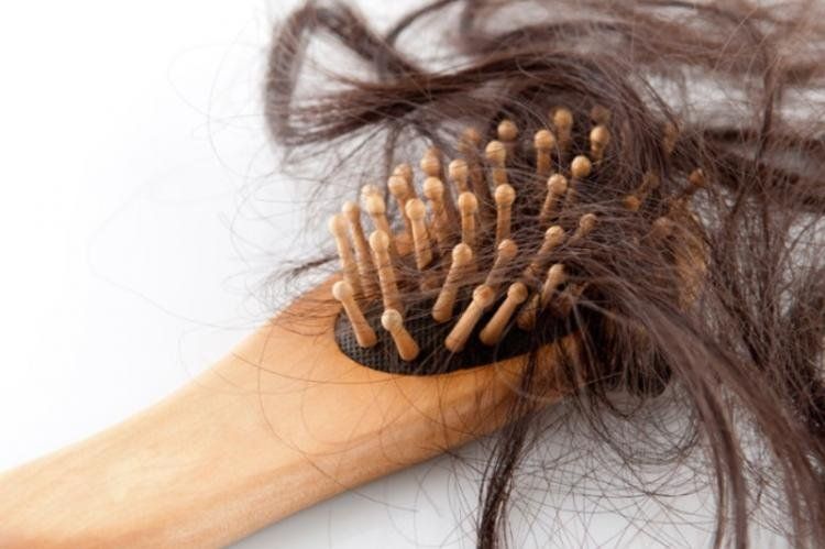 Caída de cabello: cómo combatirla con alimentos.