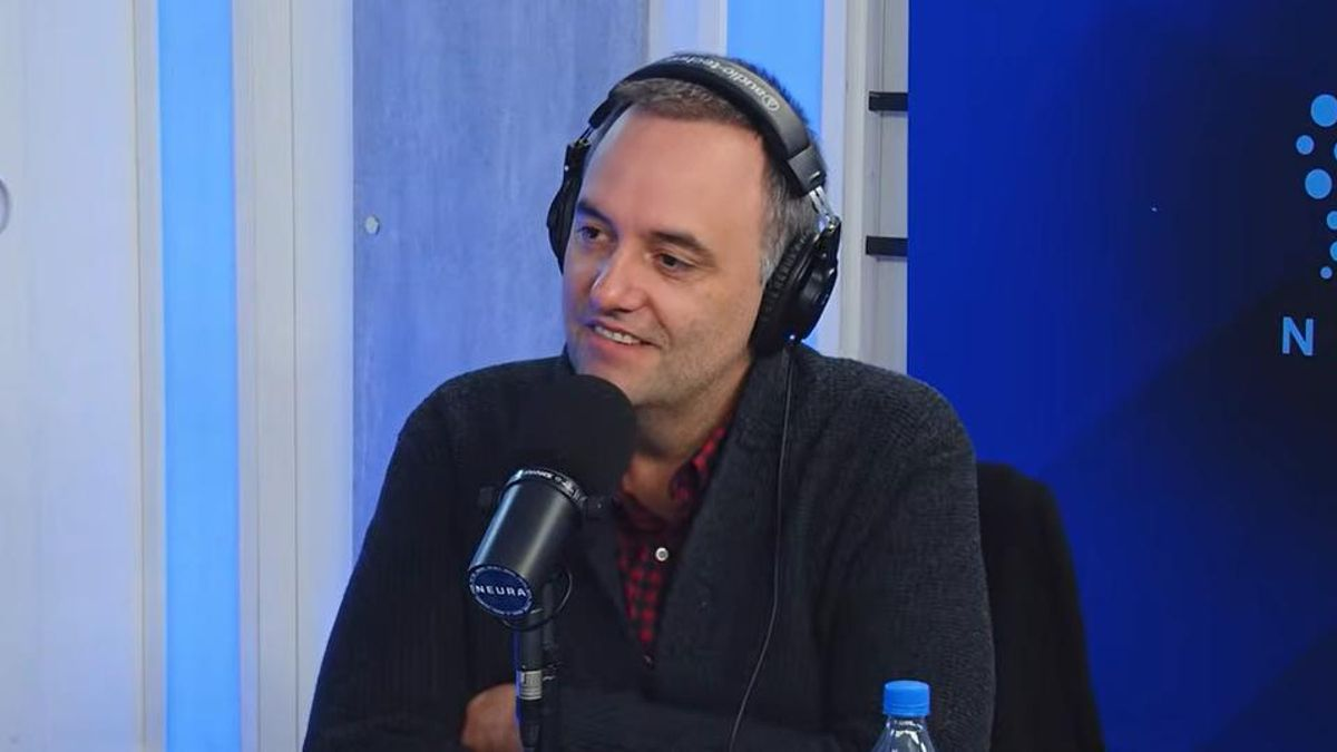 Manuel Adorni intentó victimizarse en Neura por la causa de su casa en Indio Cuá, pero terminó usando argumentos casi idénticos a los que Cristina Kirchner sostuvo sobre lawfare y persecución. Foto: YouTube Manuel Adorni intentó victimizarse en Neura por la causa de su casa en Indio Cuá, pero terminó usando argumentos casi idénticos a los que Cristina Kirchner sostuvo sobre lawfare y persecución. Foto: YouTube