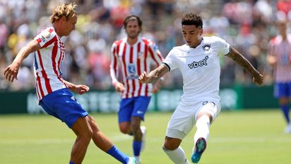 Botafogo aguantó al Atlético de Madrid y clasificó a octavos junto con PSG