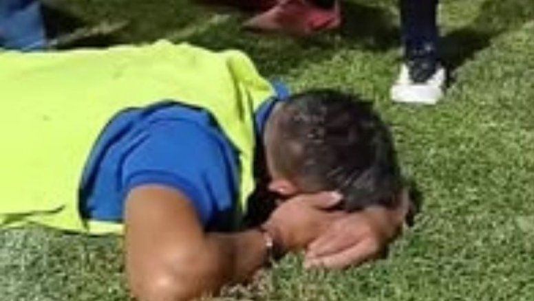 Córdoba: Agredieron al DT visitante, terminó en terapia y el partido siguió