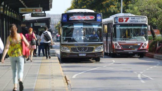 Colectivos nacionales sin aumentos desde noviembre.