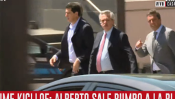 altText(Rumbo a La Plata, Fernández dejó la primera foto 