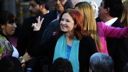 altText(La TV ya se adecua a los nuevos tiempos y hasta 'resucitó' a Andrea del Boca)}