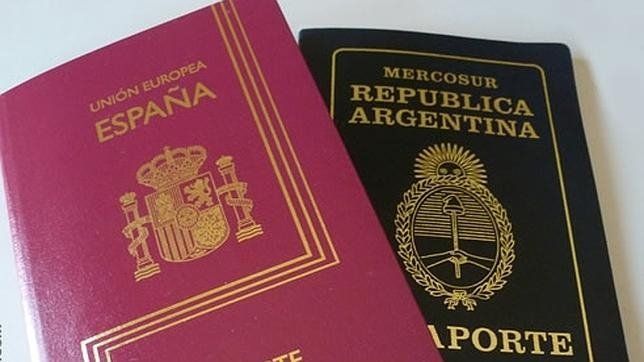 El pasaporte español habilita el ingreso sin visa a cerca de 189 países, mientras que el argentino permite acceder a algo más de 170 destinos, según rankings internacionales de movilidad global. El pasaporte español habilita el ingreso sin visa a cerca de 189 países, mientras que el argentino permite acceder a algo más de 170 destinos, según rankings internacionales de movilidad global.
