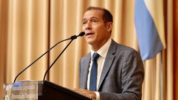 Neuquén, la decimatercera provincia que desdoblará elecciones. Neuquén, la decimatercera provincia que desdoblará elecciones.
