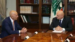 Tom Barrack con el líder del Líbano