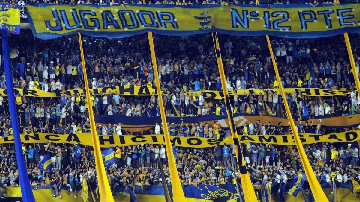 Se expresó La 12 en Boca