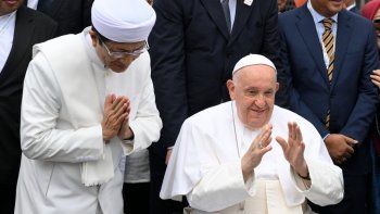 El Papa Francisco junto al Imán de Indonesia El Papa Francisco junto al Imán de Indonesia