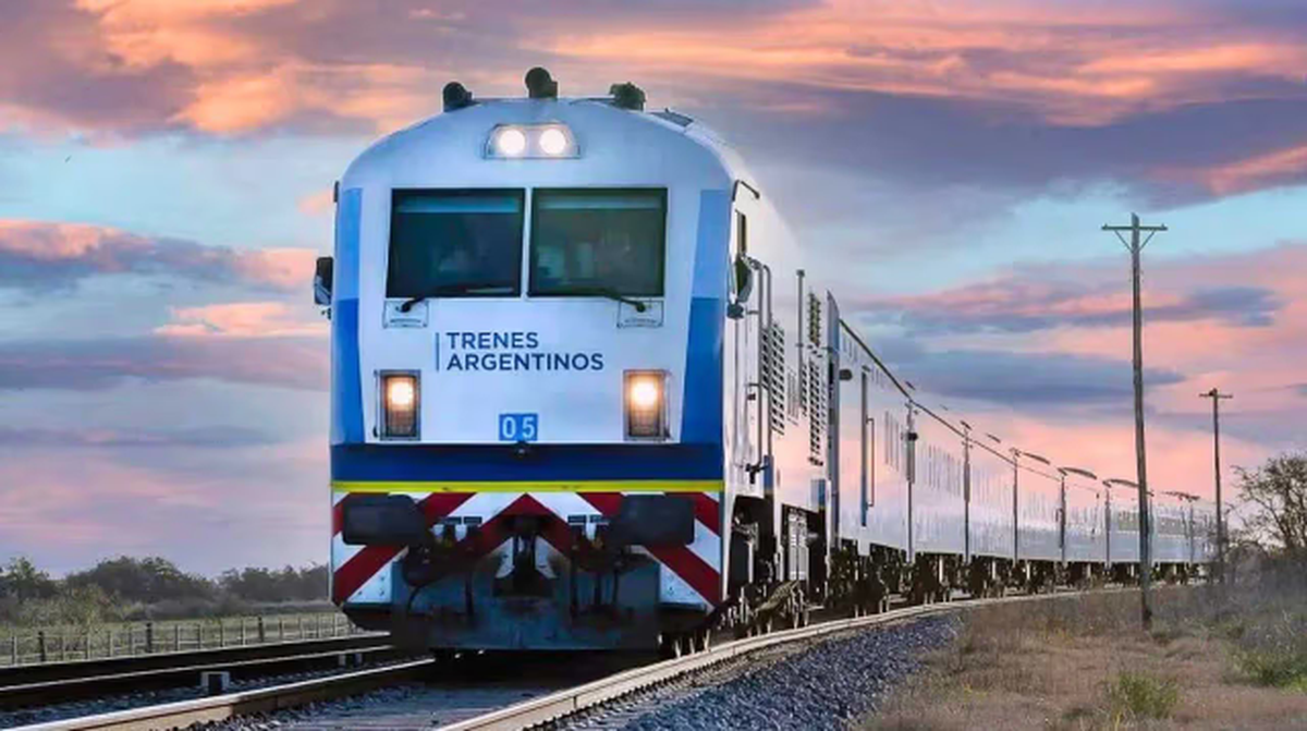 A partir de la semana que viene viajar en tren de Rosario a Buenos Aires será un poco más caro. A partir de la semana que viene viajar en tren de Rosario a Buenos Aires será un poco más caro.