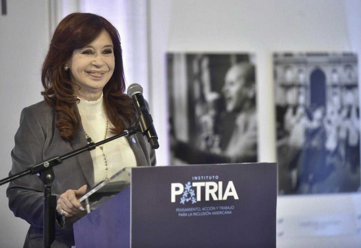 El 14/10 CFK presentó la lista 'Primero La Patria' para competir en las elecciones del PJ, que se realizarán el 17 de noviembre. Foto NA. El 14/10 CFK presentó la lista 'Primero La Patria' para competir en las elecciones del PJ, que se realizarán el 17 de noviembre. Foto NA.